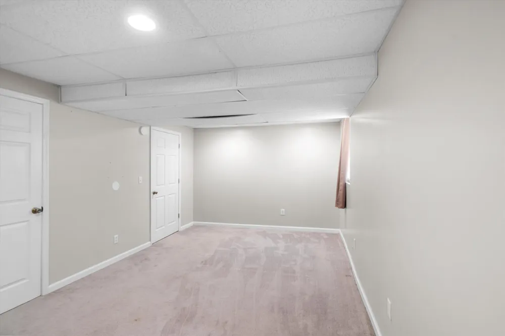 4672 Nutmeg Drive Ypsilanti, MI 48197