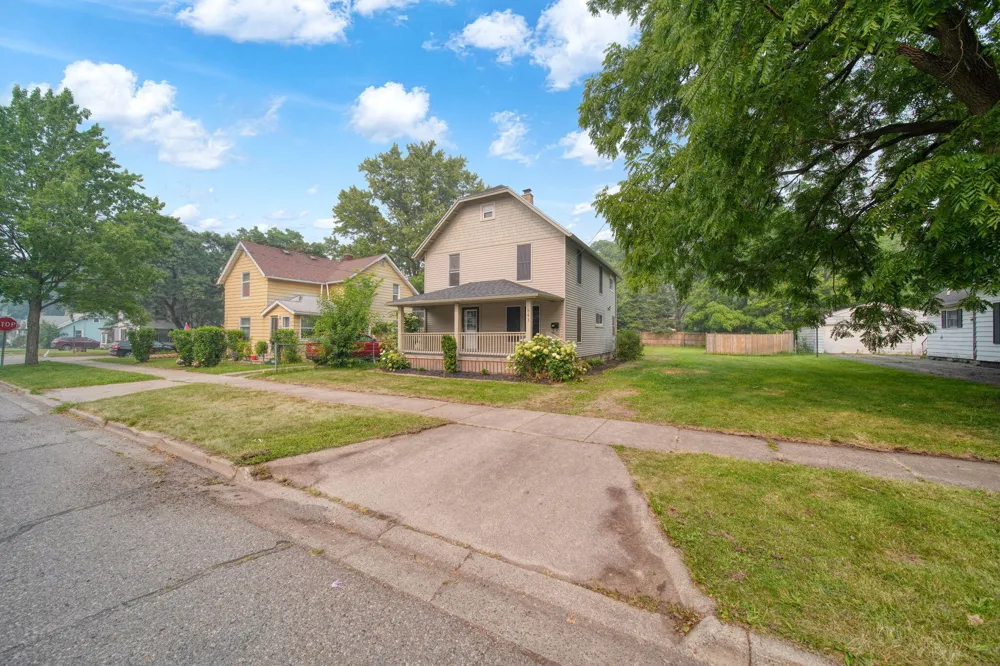 841 Bennett Street Jackson City, MI 49202