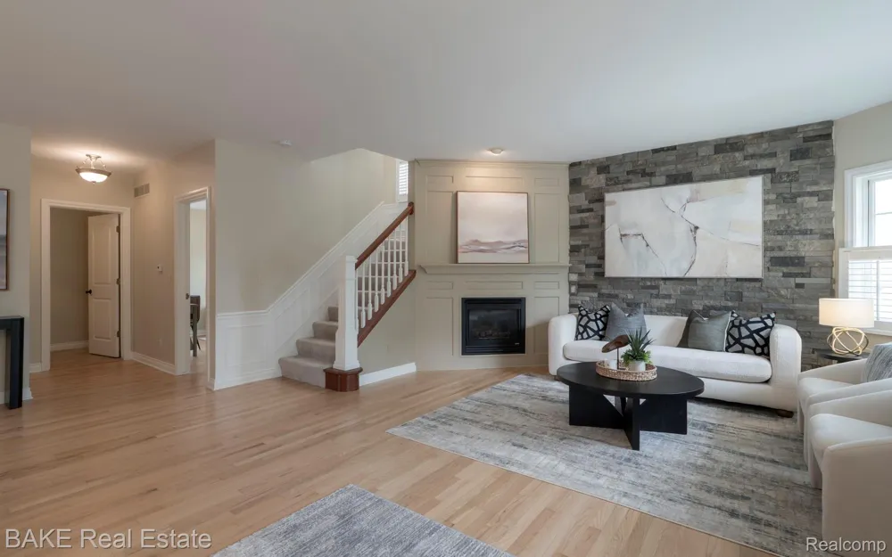 315 Evergreen Street Plymouth City, MI 48170