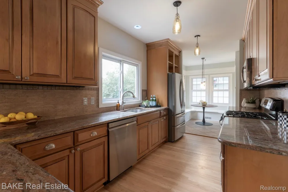 315 Evergreen Street Plymouth City, MI 48170