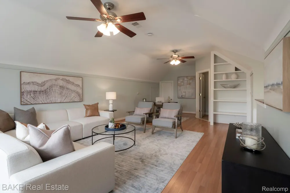 315 Evergreen Street Plymouth City, MI 48170
