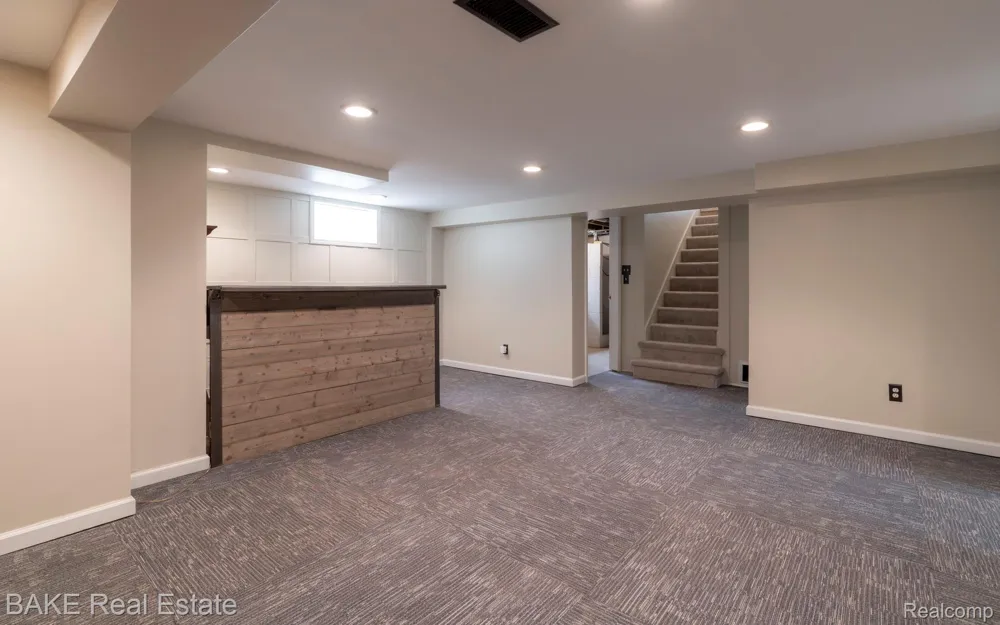 315 Evergreen Street Plymouth City, MI 48170