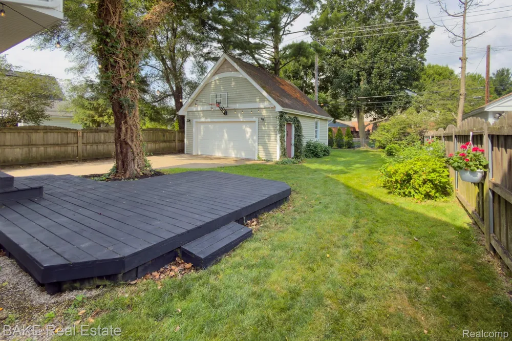 315 Evergreen Street Plymouth City, MI 48170