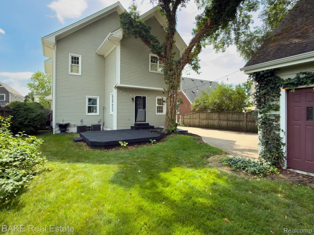 315 Evergreen Street Plymouth City, MI 48170