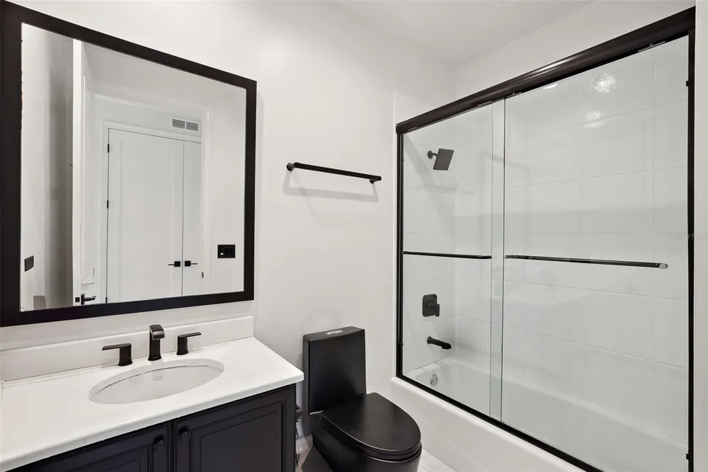 1209 E CUMBERLAND AVENUE #2601 Tampa, FL 33602