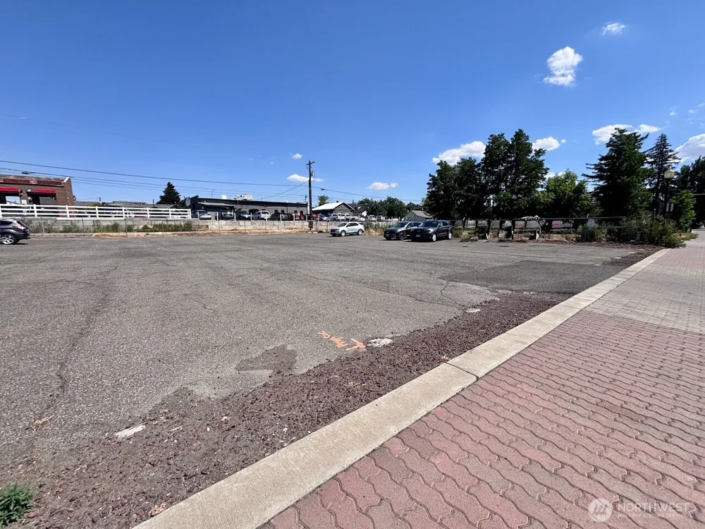 2 xx S Water Street Ellensburg, WA 98926