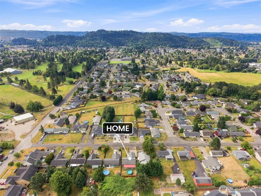 4236 Pennsylvania Longview, WA 98632