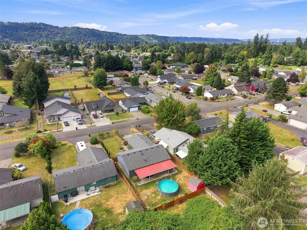 4236 Pennsylvania Longview, WA 98632