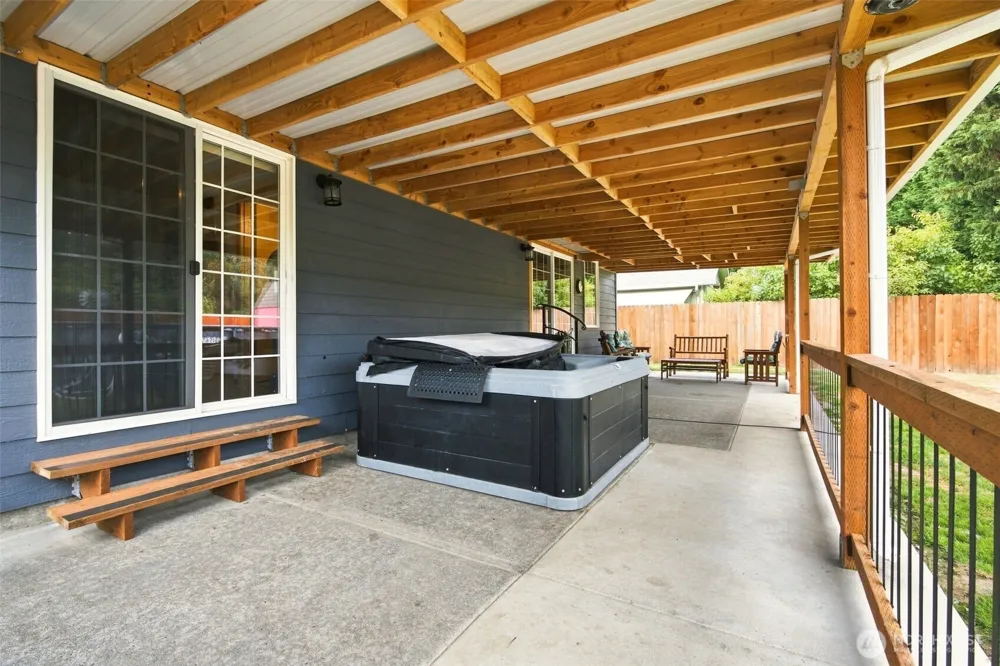 4236 Pennsylvania Longview, WA 98632