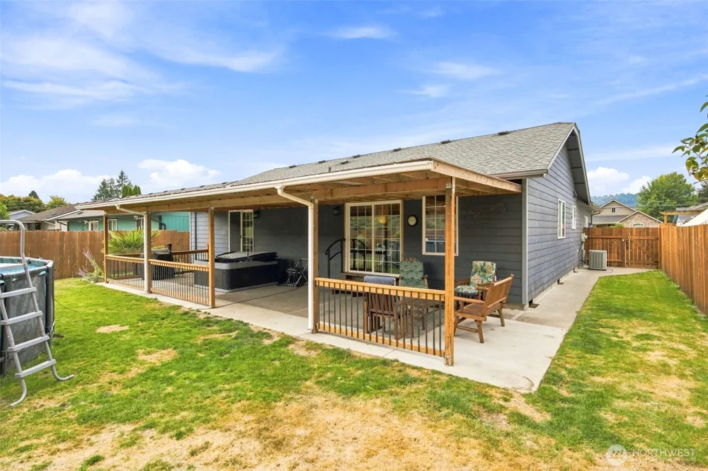 4236 Pennsylvania Longview, WA 98632