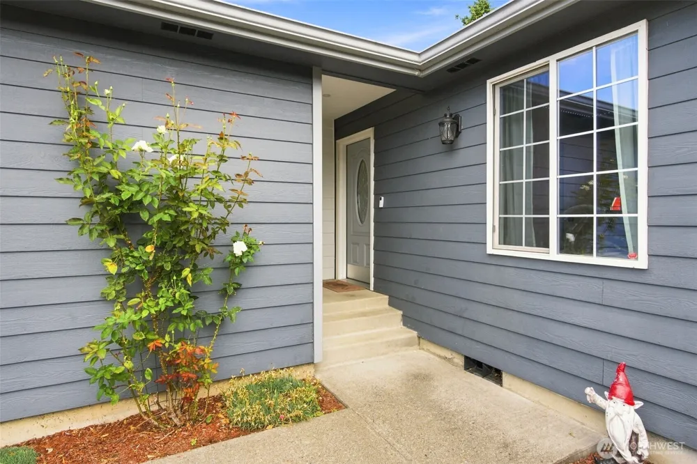 4236 Pennsylvania Longview, WA 98632