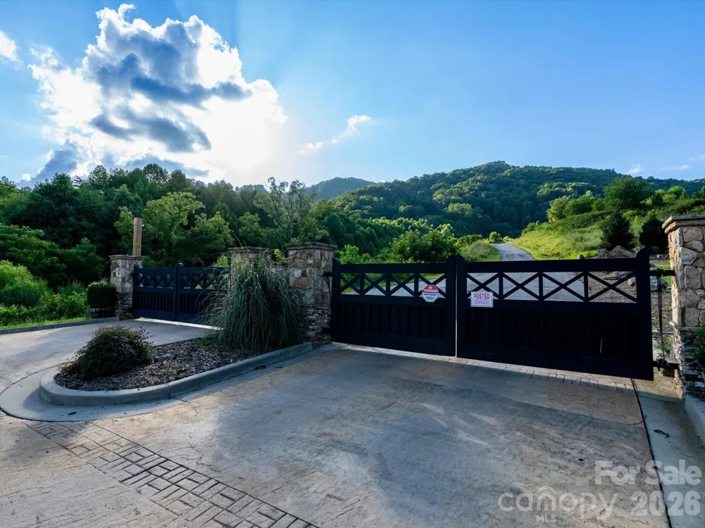 42 High Rock View Drive Canton, NC 28716