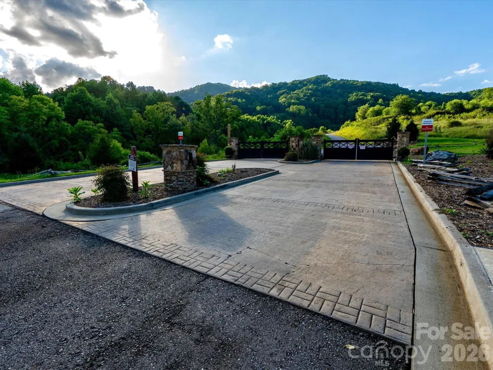 42 High Rock View Drive Canton, NC 28716