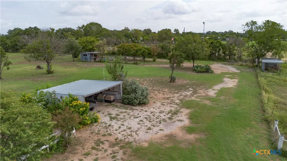 402 Happy Haven Road McQueeney, TX 78123