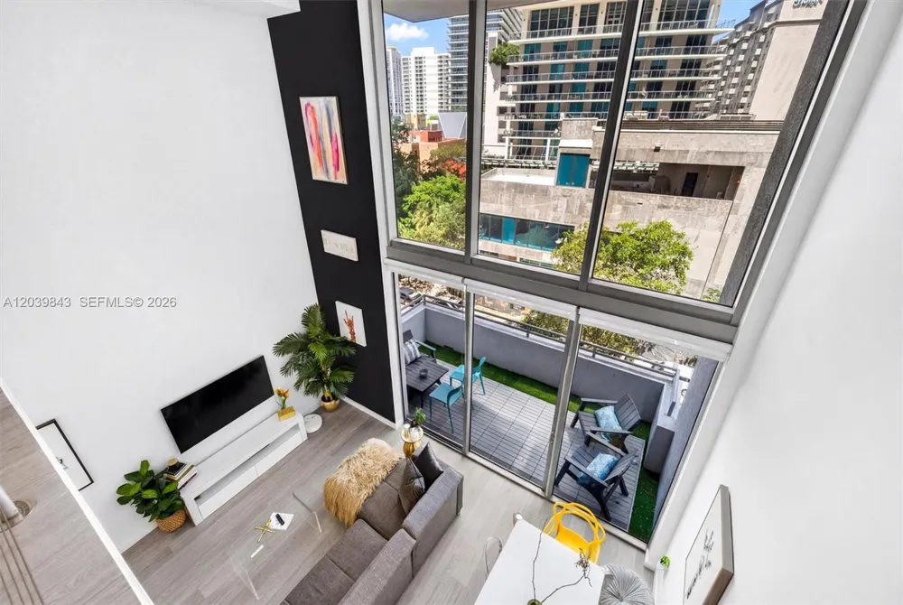 1050 Brickell Ave #420 Miami, FL 33131