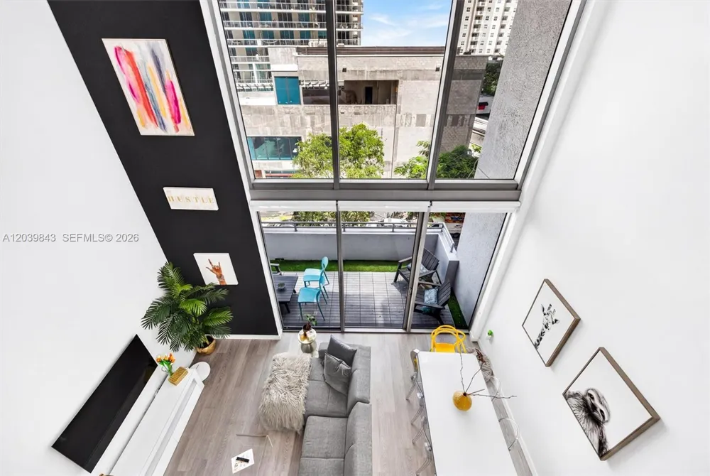 1050 Brickell Ave #420 Miami, FL 33131