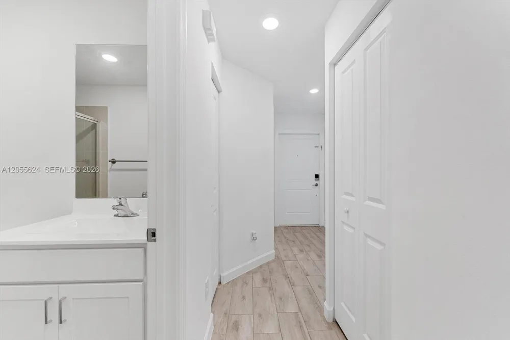 5010 Genove Pl #5010 Riviera Beach, FL 33410