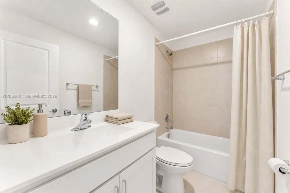 5010 Genove Pl #5010 Riviera Beach, FL 33410