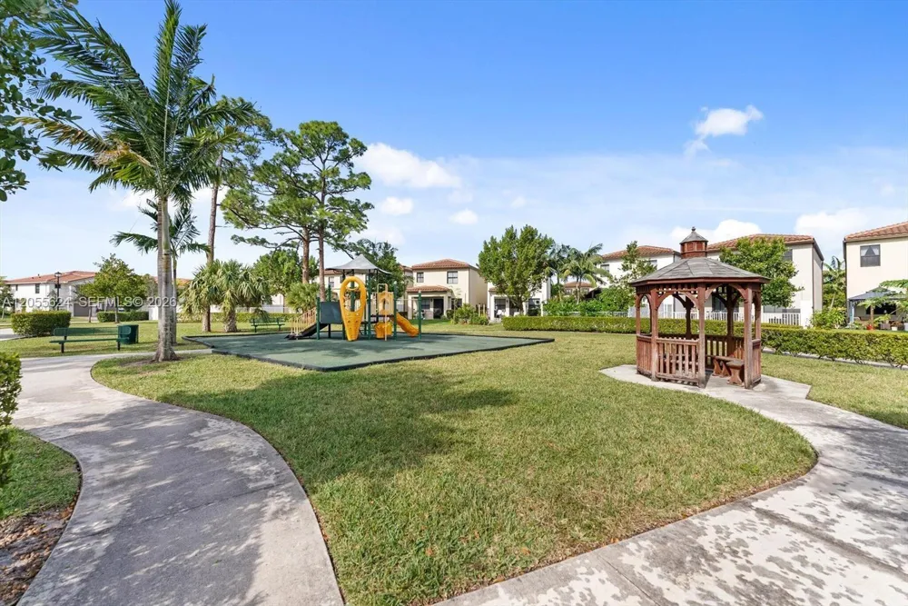 5010 Genove Pl #5010 Riviera Beach, FL 33410