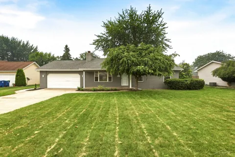 4621 S Wintergreen Drive