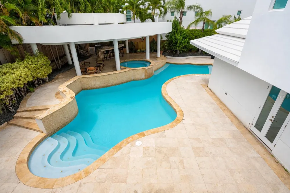 16 CALLE PALMA DE COCO Dorado, PR 00646