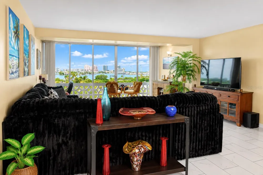 31 ISLAND WAY #505 Clearwater Beach, FL 33767