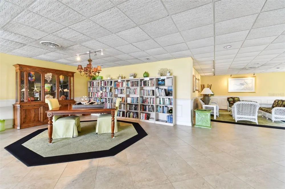 31 ISLAND WAY #505 Clearwater Beach, FL 33767