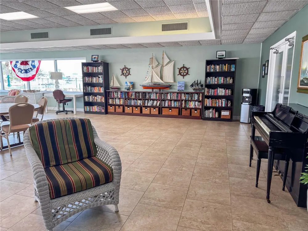 31 ISLAND WAY #505 Clearwater Beach, FL 33767