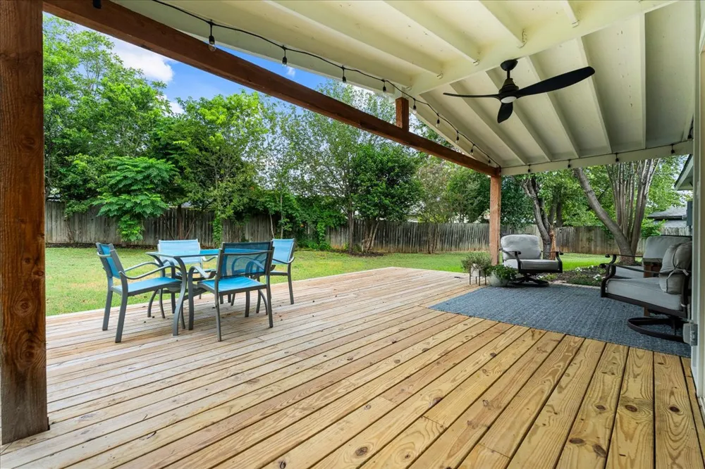 2802 Leeds Cove Austin, TX 78745