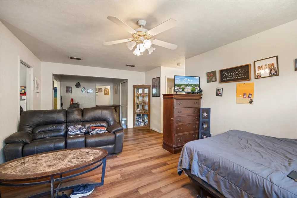 765 W Park Street Stephenville, TX 76401