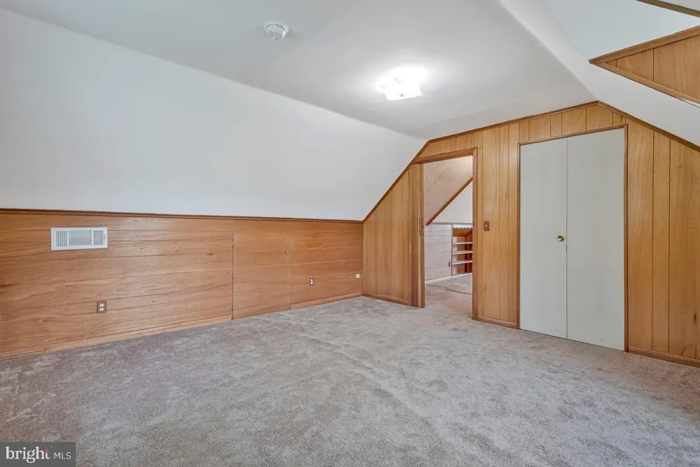 6614 HORSESHOE ROAD Clinton, MD 20735