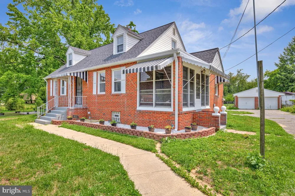 6614 HORSESHOE ROAD Clinton, MD 20735