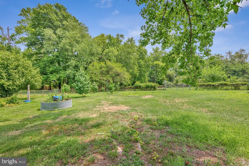 6614 HORSESHOE ROAD Clinton, MD 20735