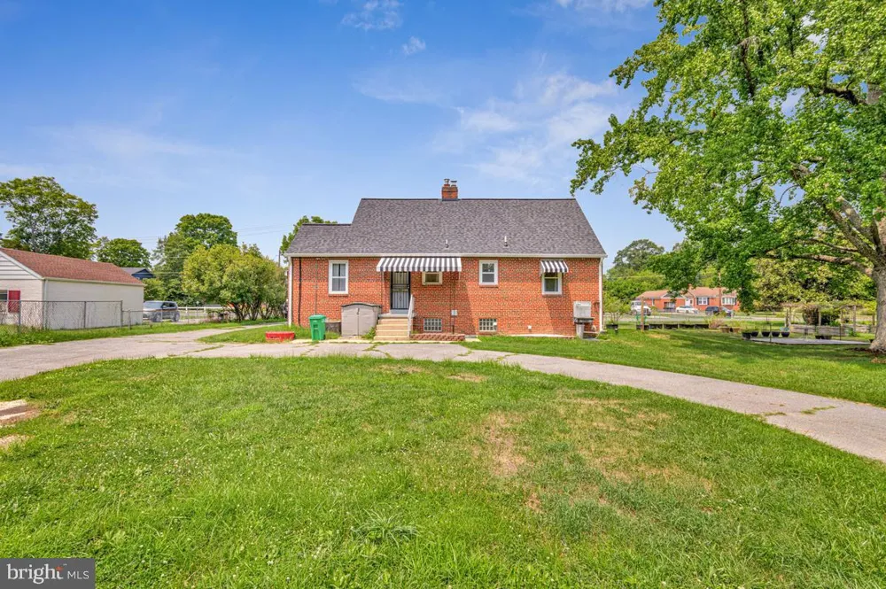6614 HORSESHOE ROAD Clinton, MD 20735