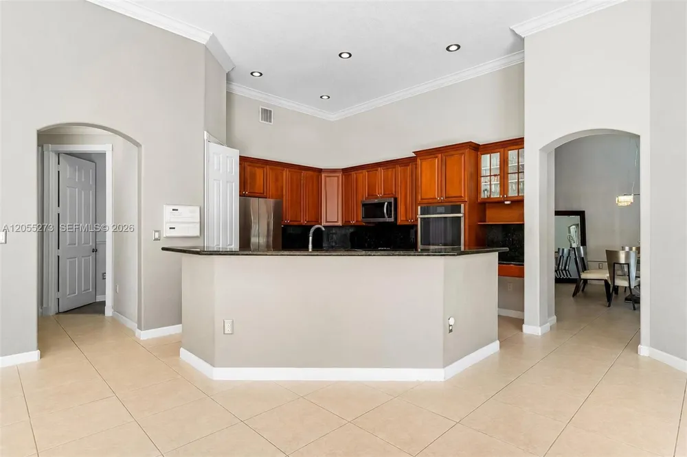 13755 NW 18th Ct Pembroke Pines, FL 33028