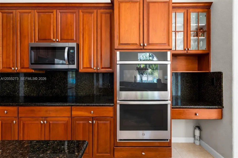 13755 NW 18th Ct Pembroke Pines, FL 33028