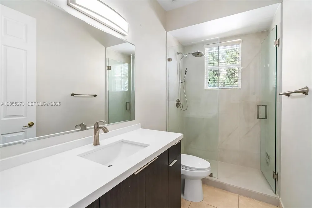 13755 NW 18th Ct Pembroke Pines, FL 33028