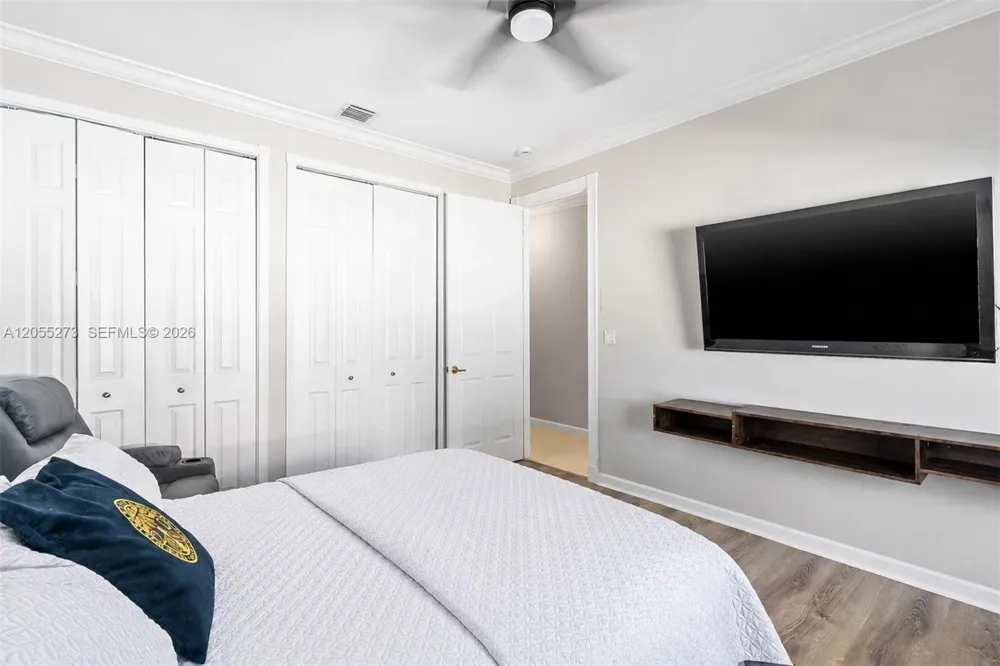 13755 NW 18th Ct Pembroke Pines, FL 33028