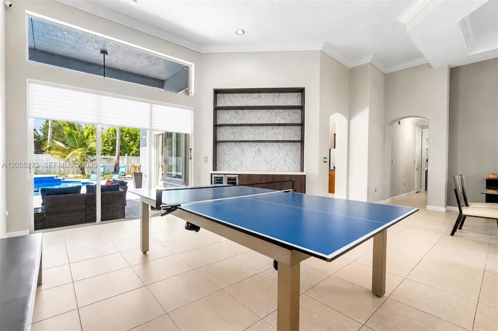 13755 NW 18th Ct Pembroke Pines, FL 33028
