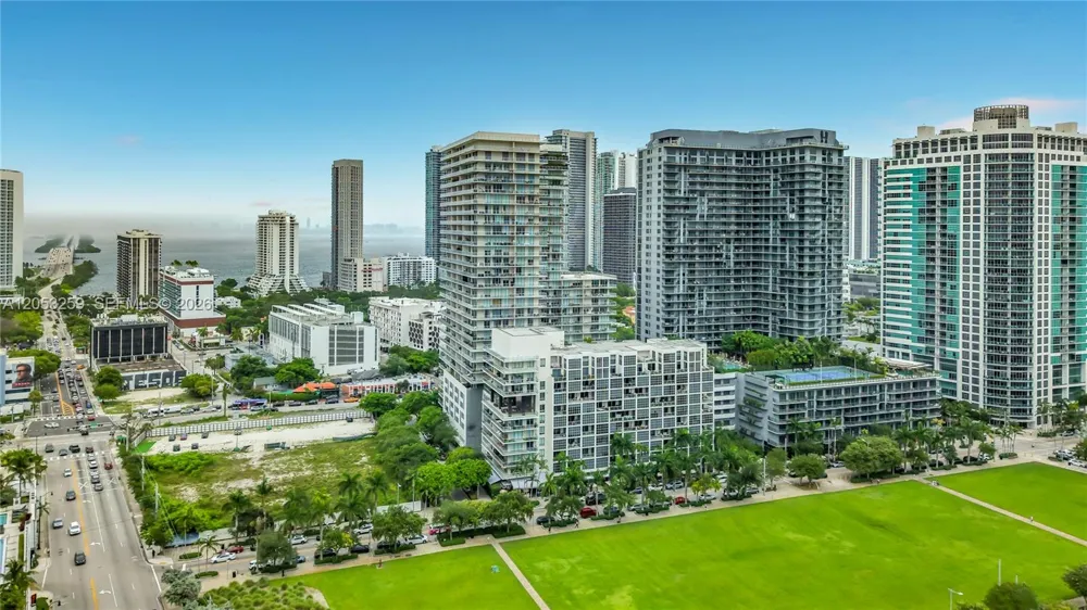 3470 E Coast Ave #H0907 Miami, FL 33137