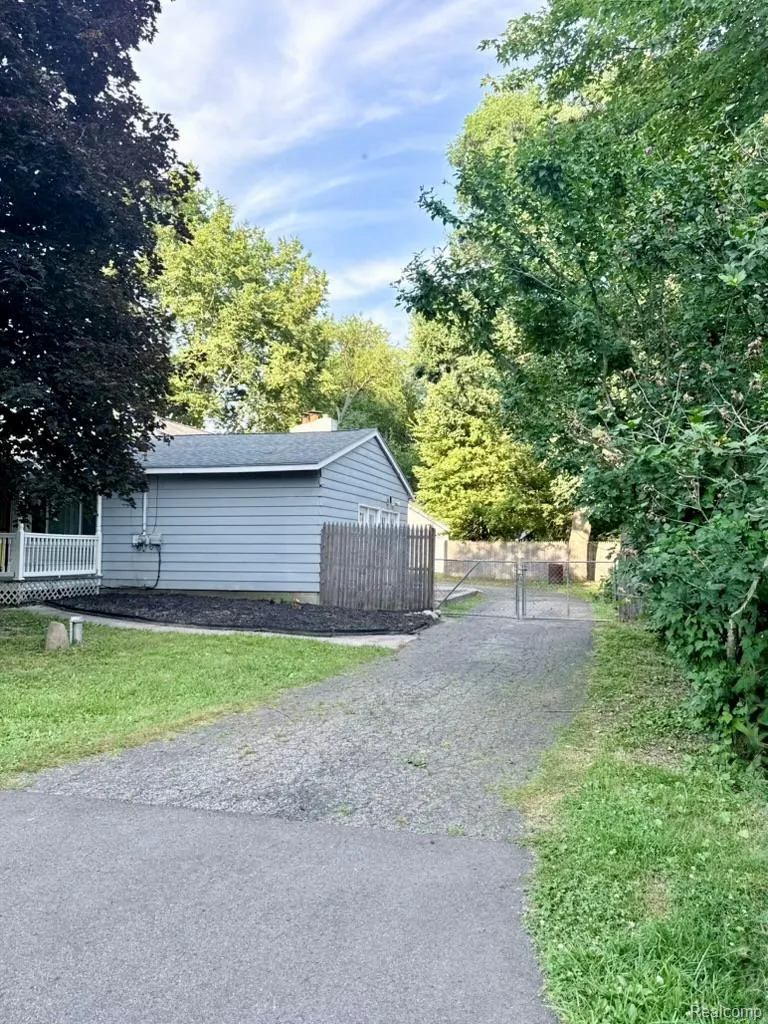 129 Morrow Street Comstock Charter Township, MI 49048