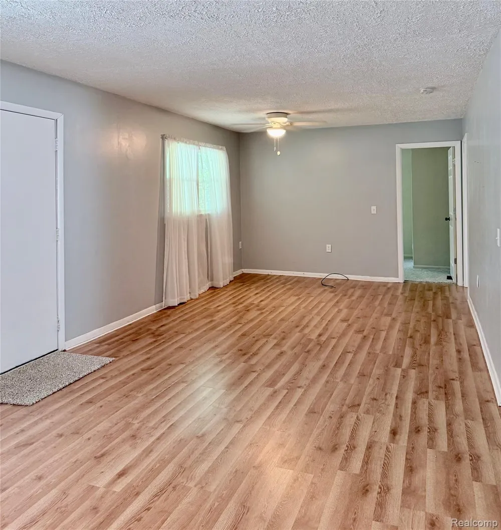 129 Morrow Street Comstock Charter Township, MI 49048