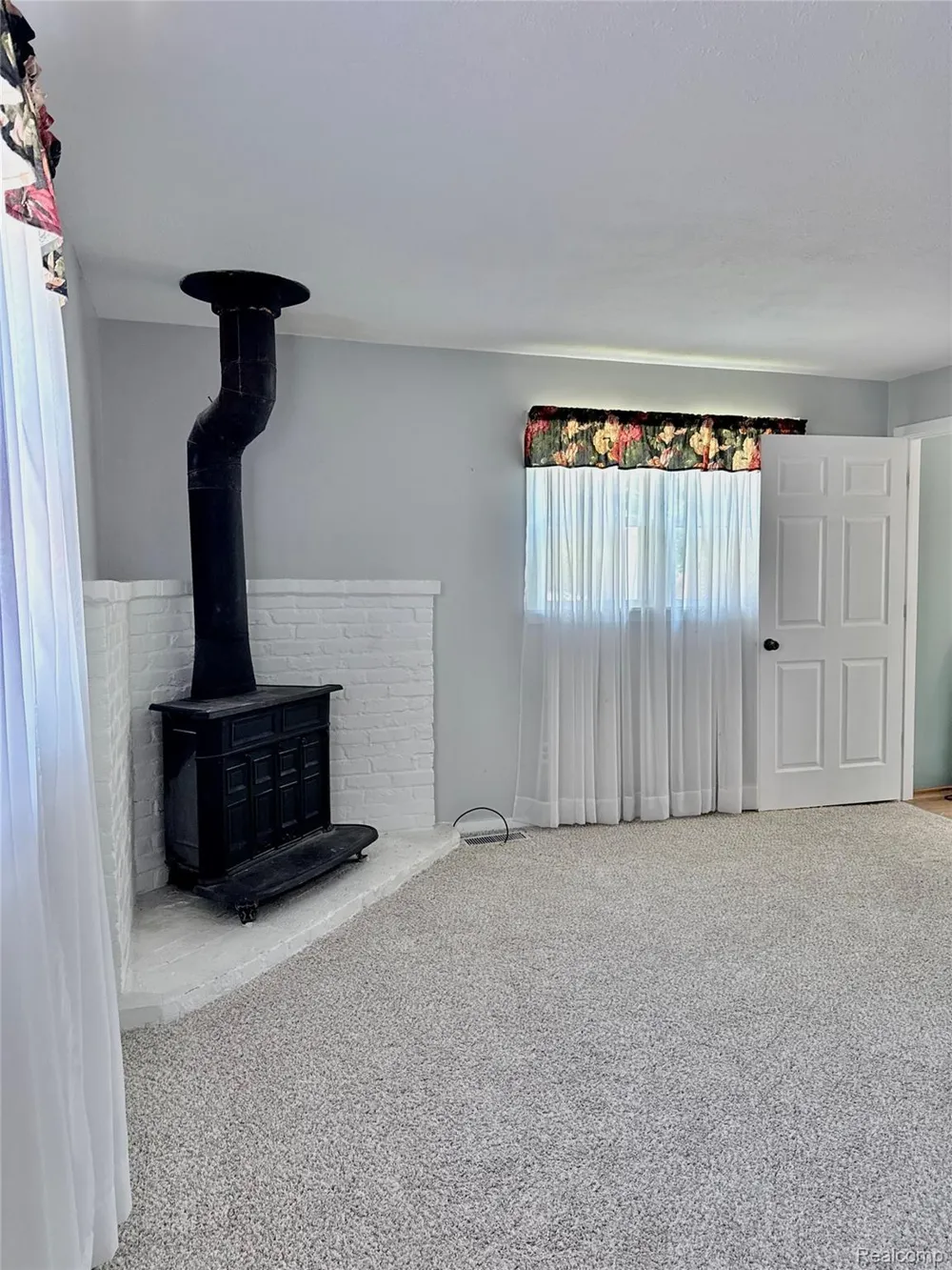 129 Morrow Street Comstock Charter Township, MI 49048
