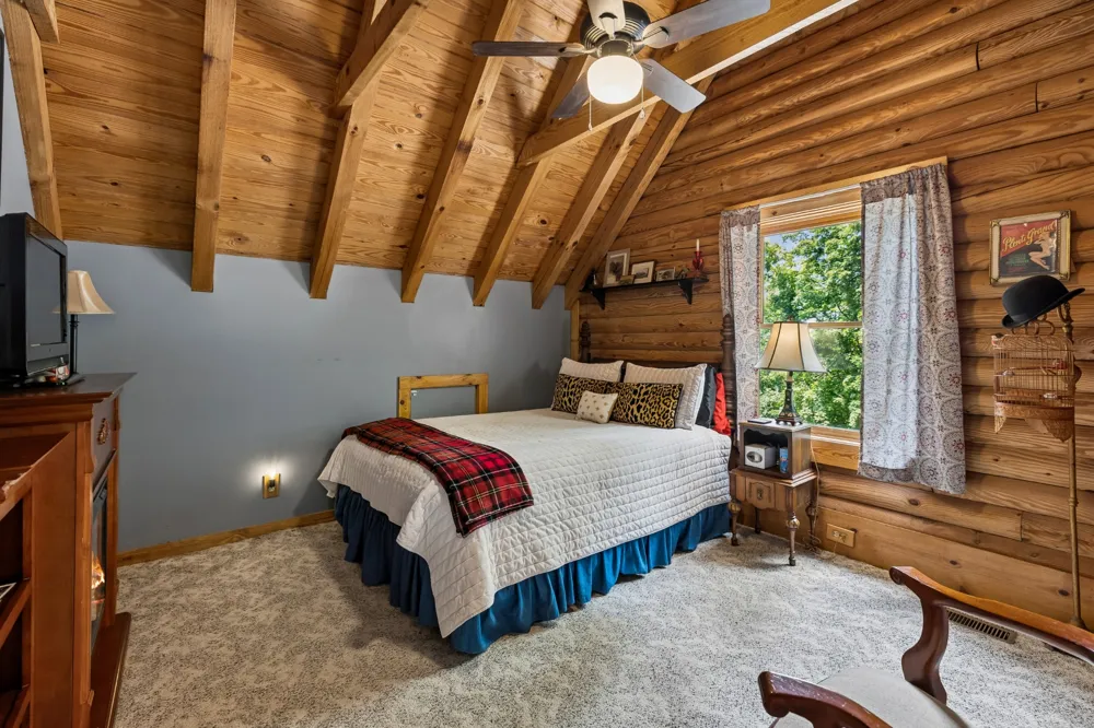 532 Cummings Ln Cottontown, TN 37048