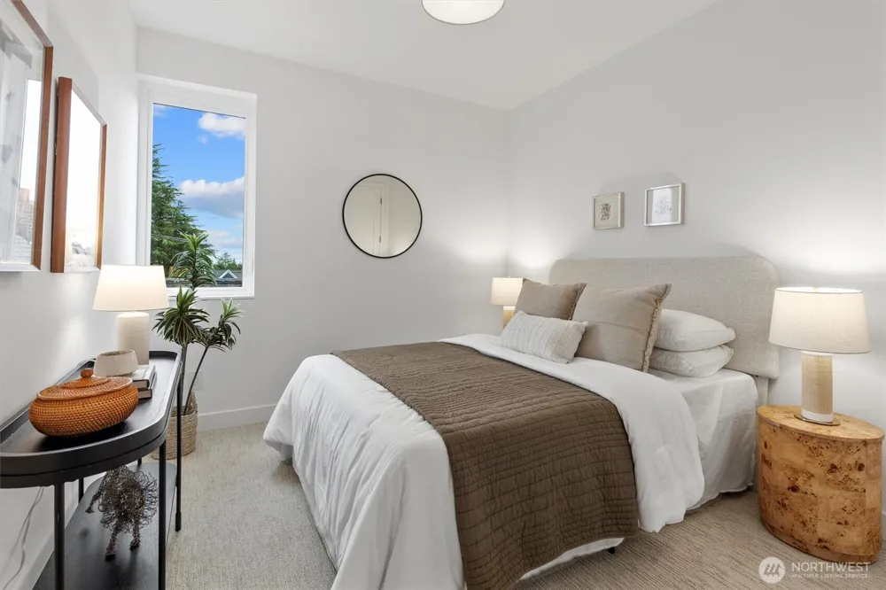 4049 44th Avenue SW Seattle, WA 98116