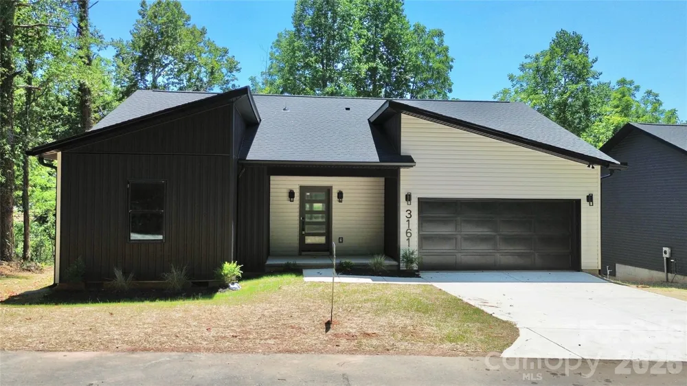 3161 Huffman Street Claremont, NC 28610