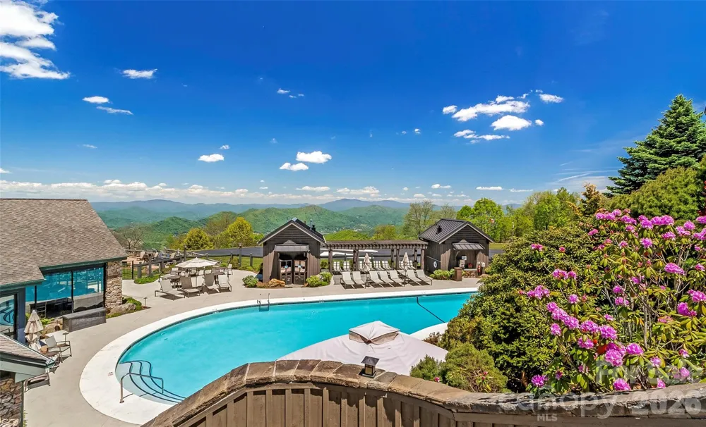 99999 Heritage Ridge Loop #6 Burnsville, NC 28714