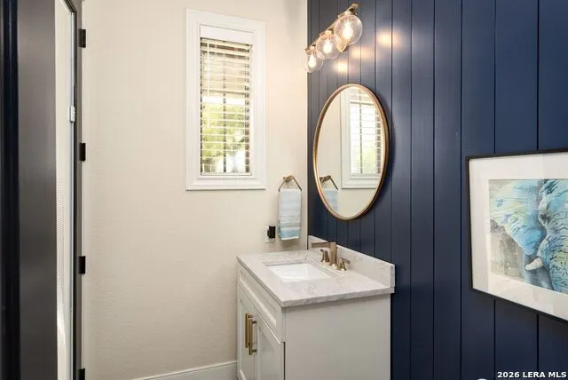 376 San Marcos New Braunfels, TX 78132