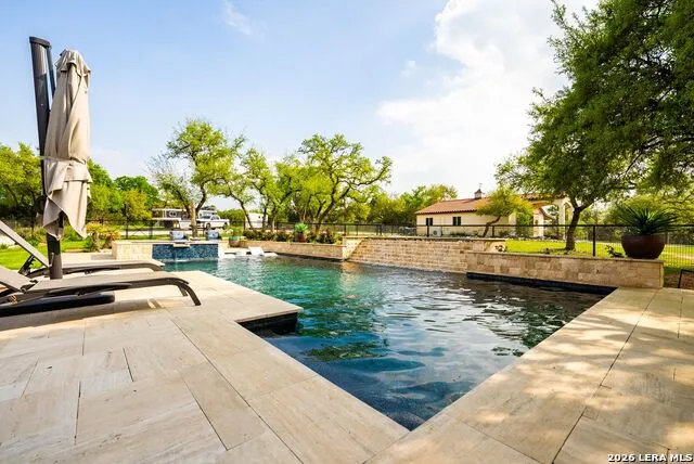 376 San Marcos New Braunfels, TX 78132