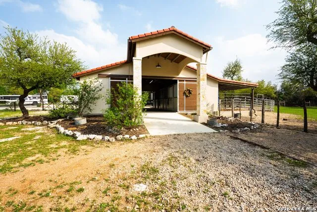 376 San Marcos New Braunfels, TX 78132